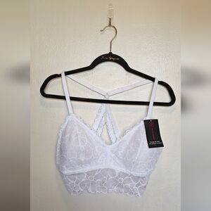 No Boundaries Juniors' Longline Floral Lace Bralette | Vivid White | XL